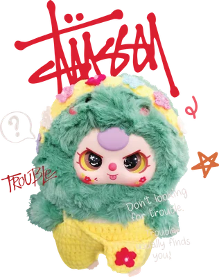 Búp bê lông xù xanh vàng tinh nghịch cùng logo Stüssy phong cách