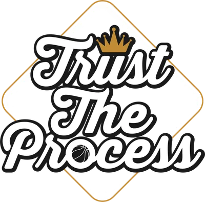 Logo "Trust The Process" với chữ viết tay, vương miện vàng và biểu tượng bóng rổ, nền xám.