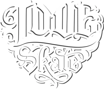 Thiết kế chữ Love Skate theo phong cách Gothic, tạo hình trái tim, màu trắng viền đen.