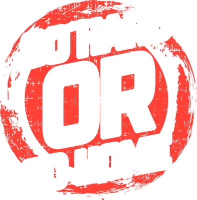 Hình in chữ Go Hard Or Go Home màu trắng nổi bật trên nền đỏ và xám, phong cách distressed mạnh mẽ.