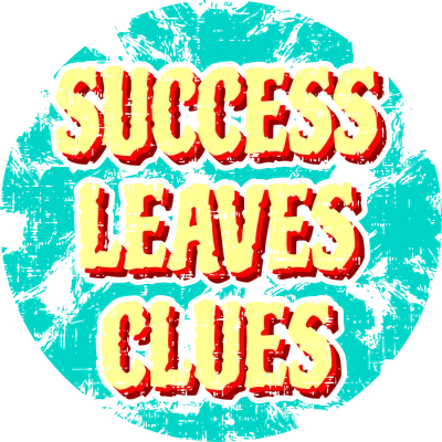 Hình in typography với dòng chữ Success Leaves Clues phong cách retro trên nền tròn màu xanh
